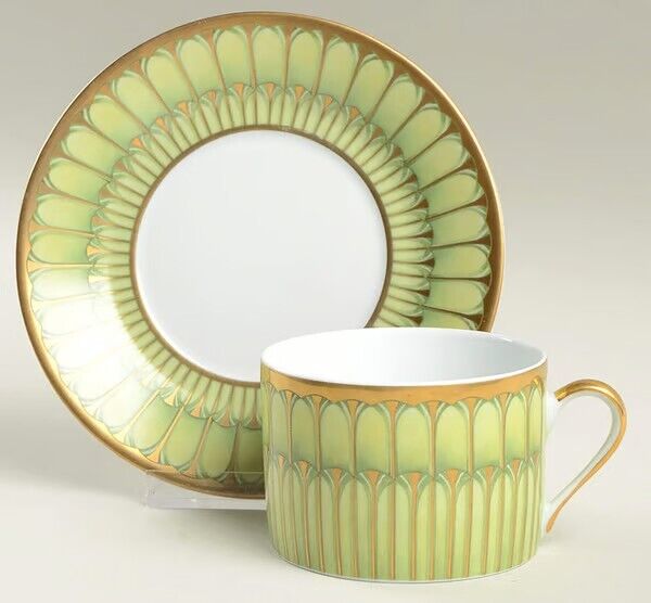 Arcades Green - Tea Saucer