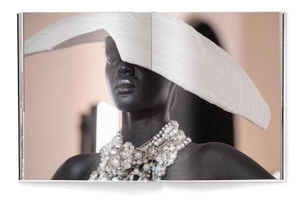 Book - The White Book: Fashion, Styles & Stories