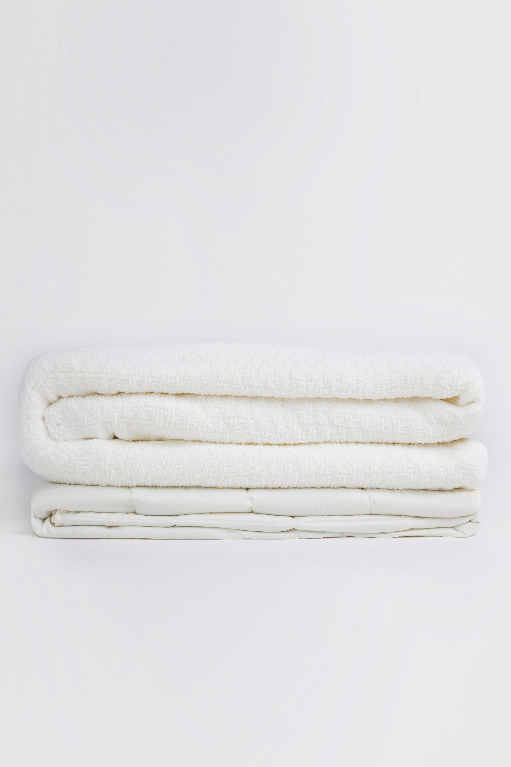 Snug Crystal Weighted Blanket Off White