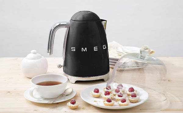 Retro Style - Electric Kettle Black Glossy