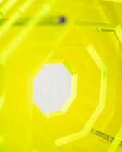 Cargar imagen en el visor de la galería, Octagono Acrilico - Neón Verde